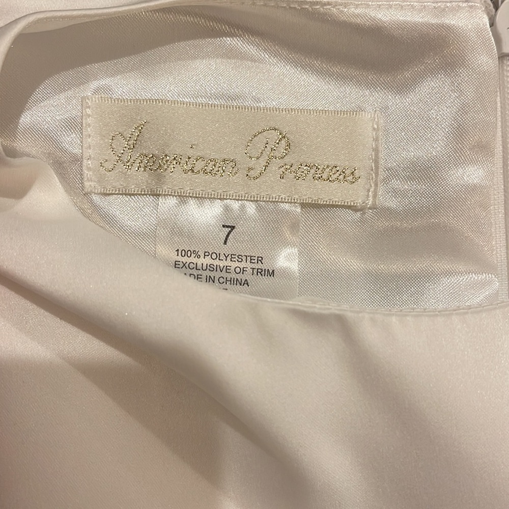 Girls white dress size 7 - Picture 2 of 4